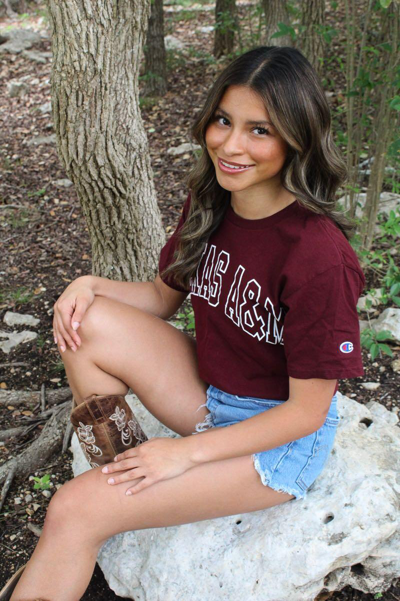 Taylor Deceasare Photography